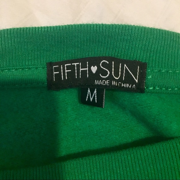 NWT green cropped dog & cat Christmas sweatshirt - Picture 3 of 9